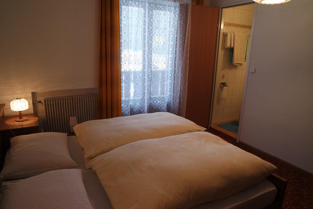 Haus Unterberg Bed and Breakfast San Giacomo Val di Vizze Exteriör bild