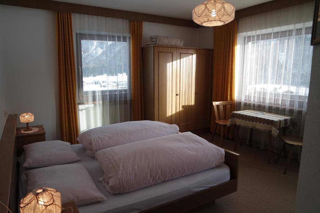 Haus Unterberg Bed and Breakfast San Giacomo Val di Vizze Exteriör bild
